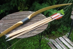 Robinienbogen